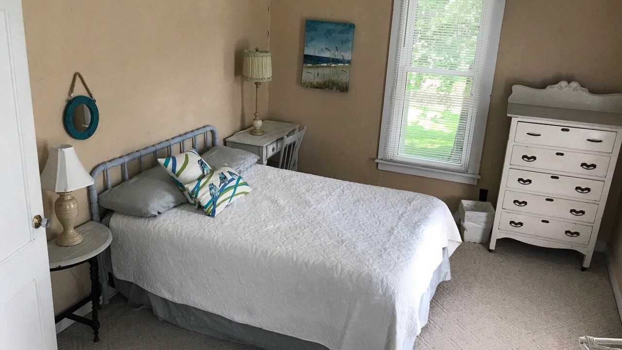Photo of Bedroom in Fort Erie