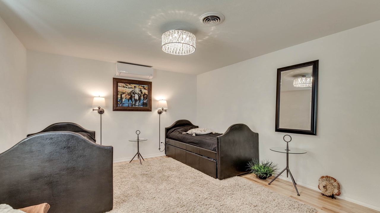 Photo of Bedroom in Gardiner