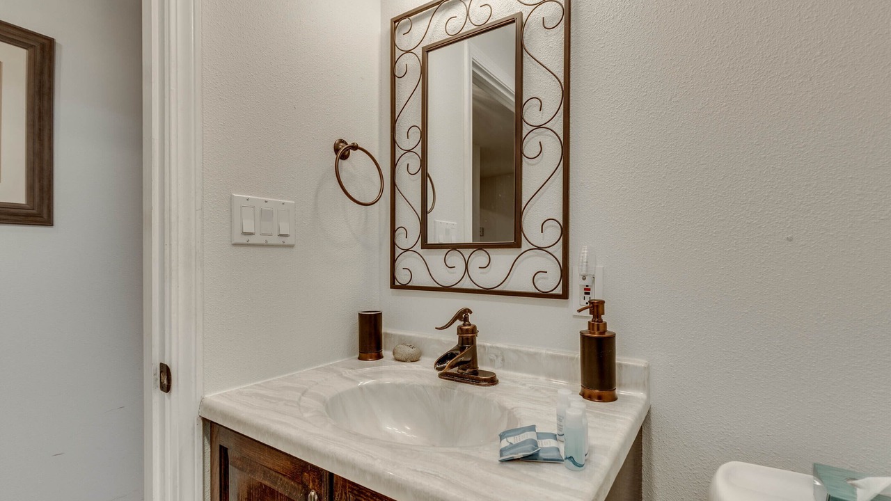 Photo of Bathroom in Gardiner