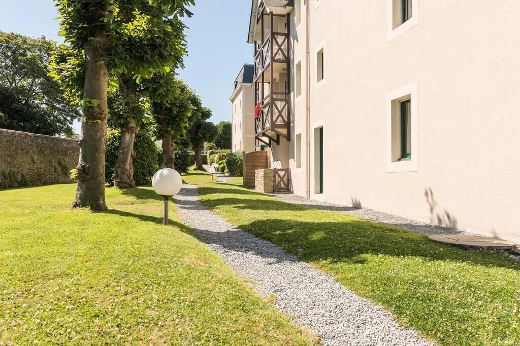 Photo of Buildings in Saint-Servan