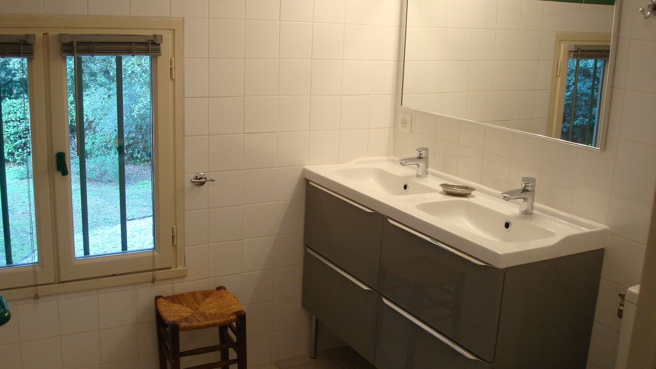 Photo of Bathroom in Sommieres