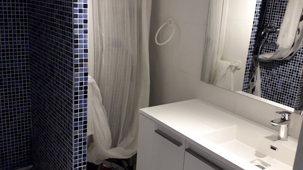 Photo of Bathroom in Le Grau-Du-Roi