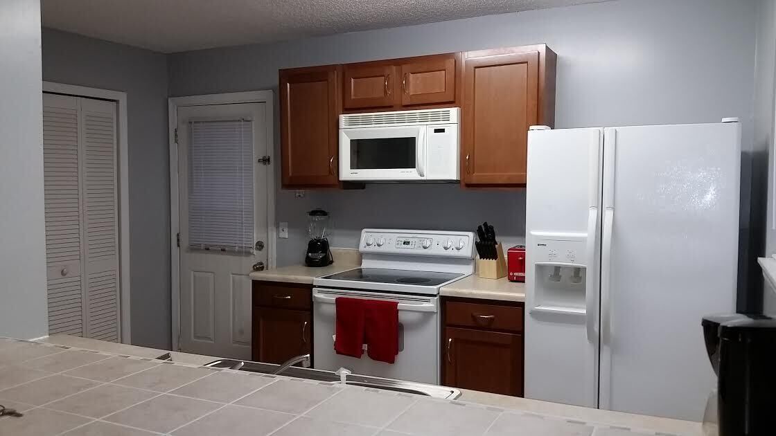 Photo of Kitchen in Neptune Beach