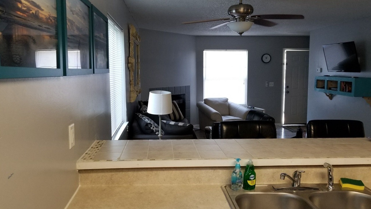 Photo of Livingroom in Neptune Beach