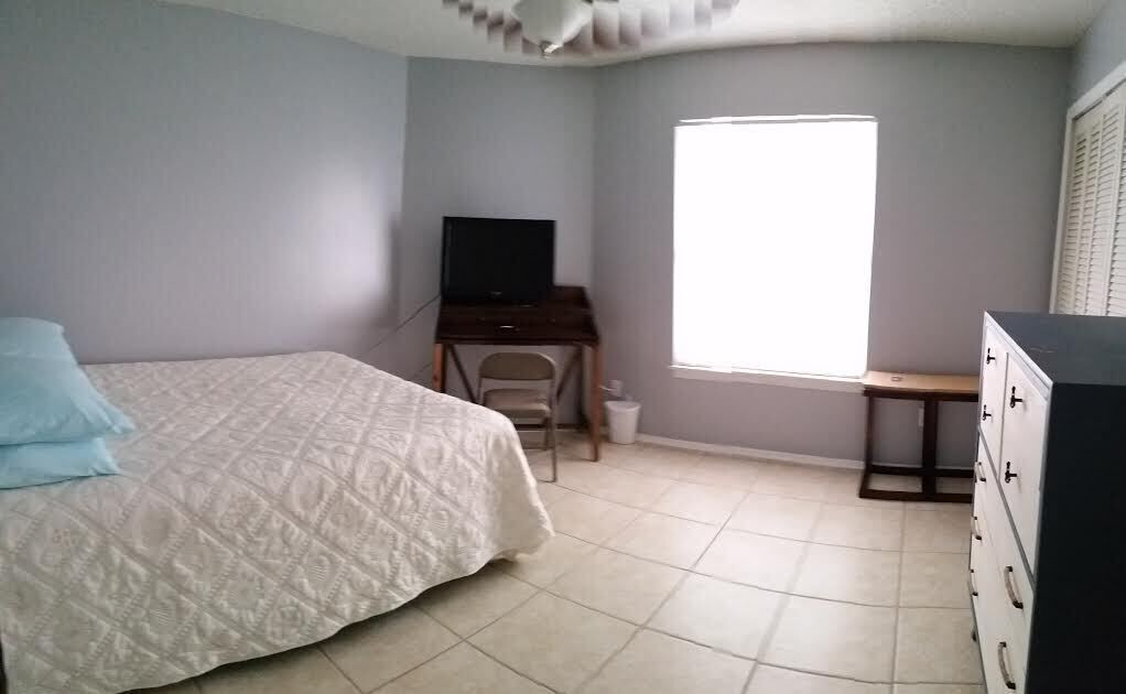 Photo of Bedroom in Neptune Beach