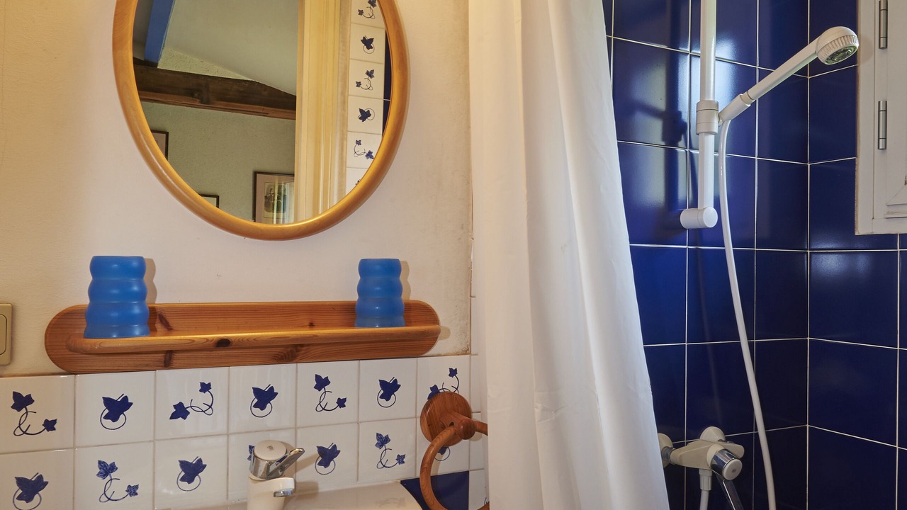 Photo of Bathroom in Saint-Vincent-sur-Graon
