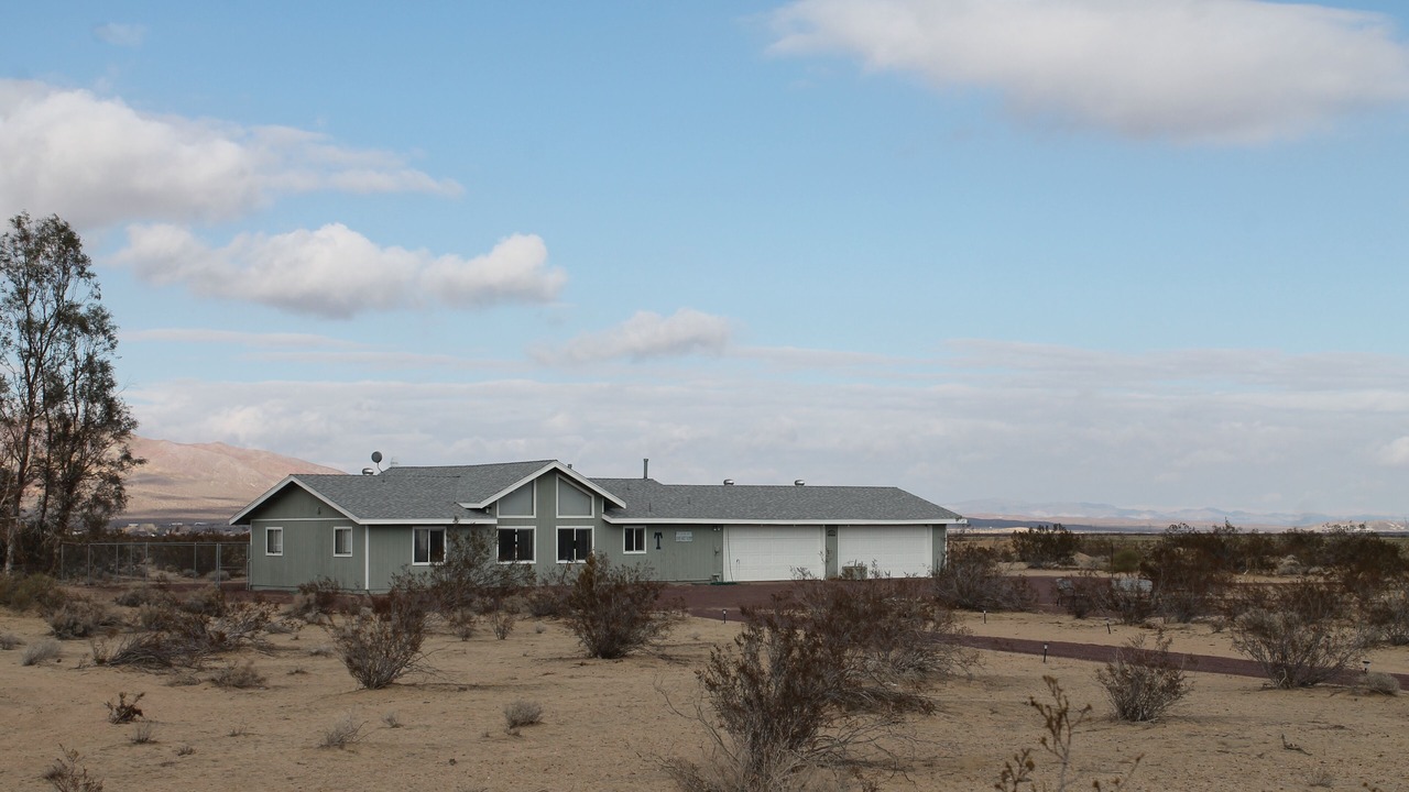 Photo of Outdoor in Yermo