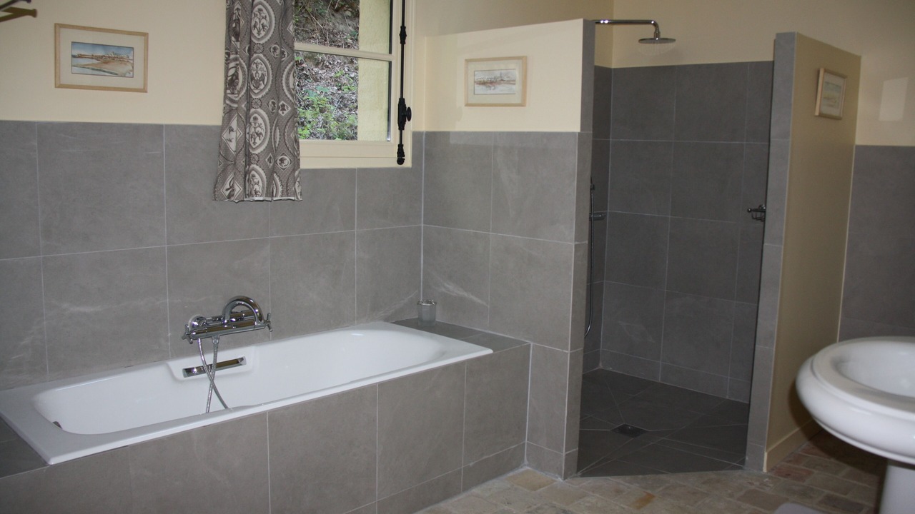 Photo of Bathroom in Langeais