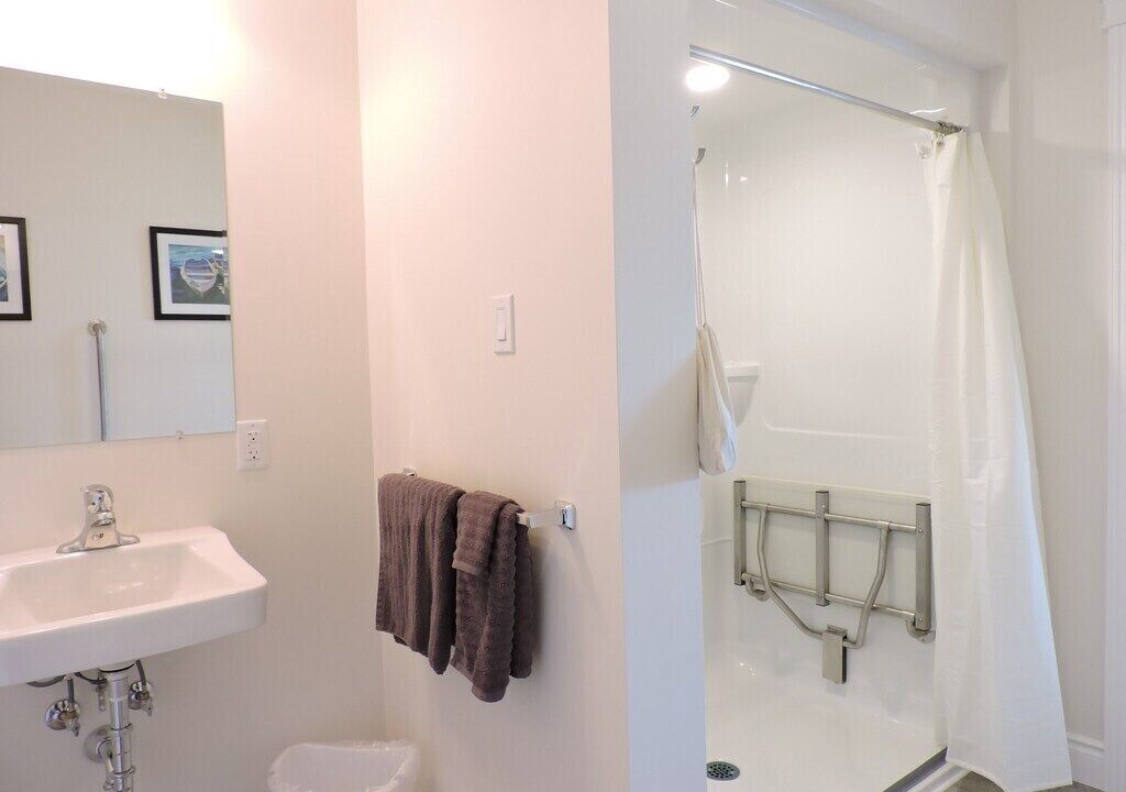 Photo of Bathroom in Seawall