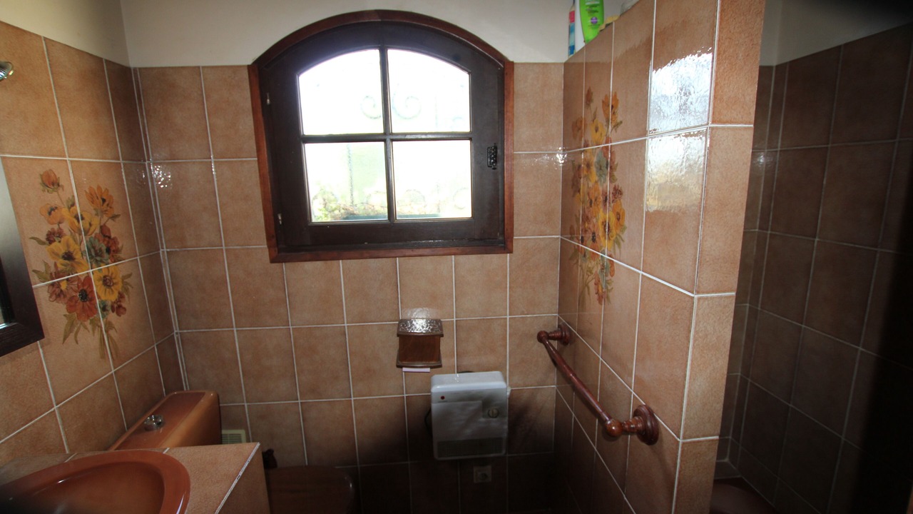 Photo of Bathroom in Teyran