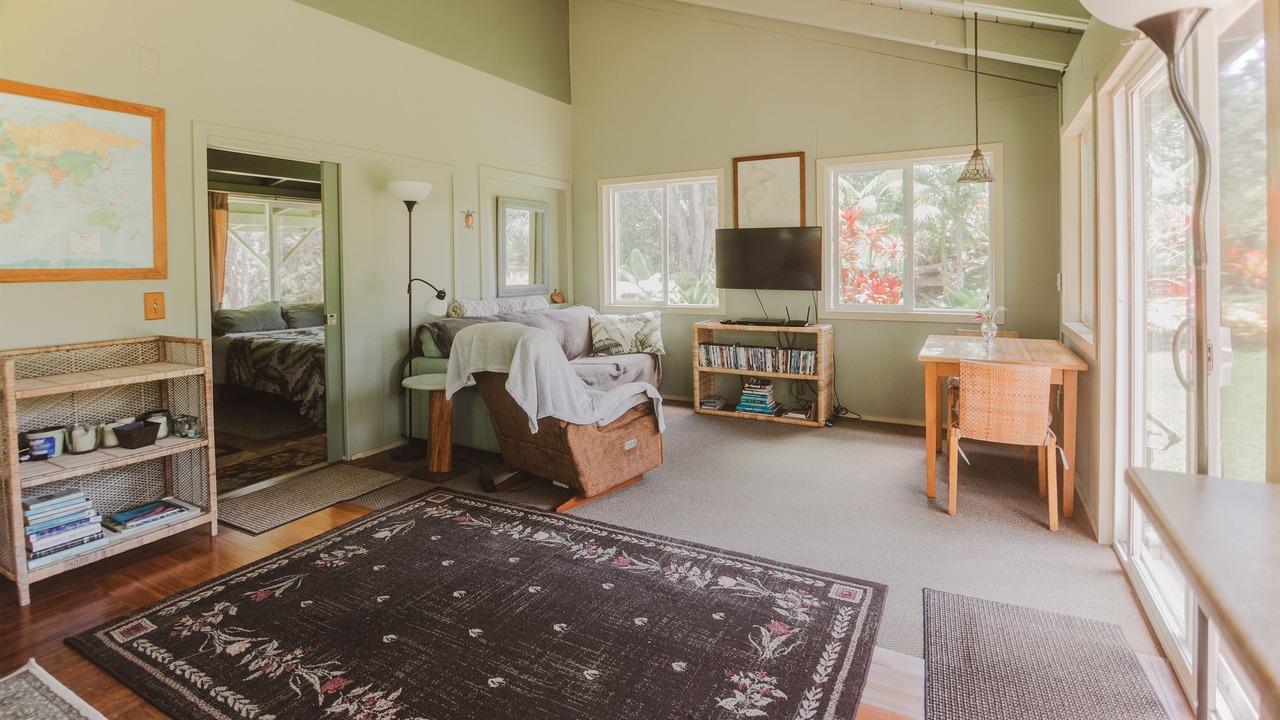 Photo of Livingroom in Naalehu