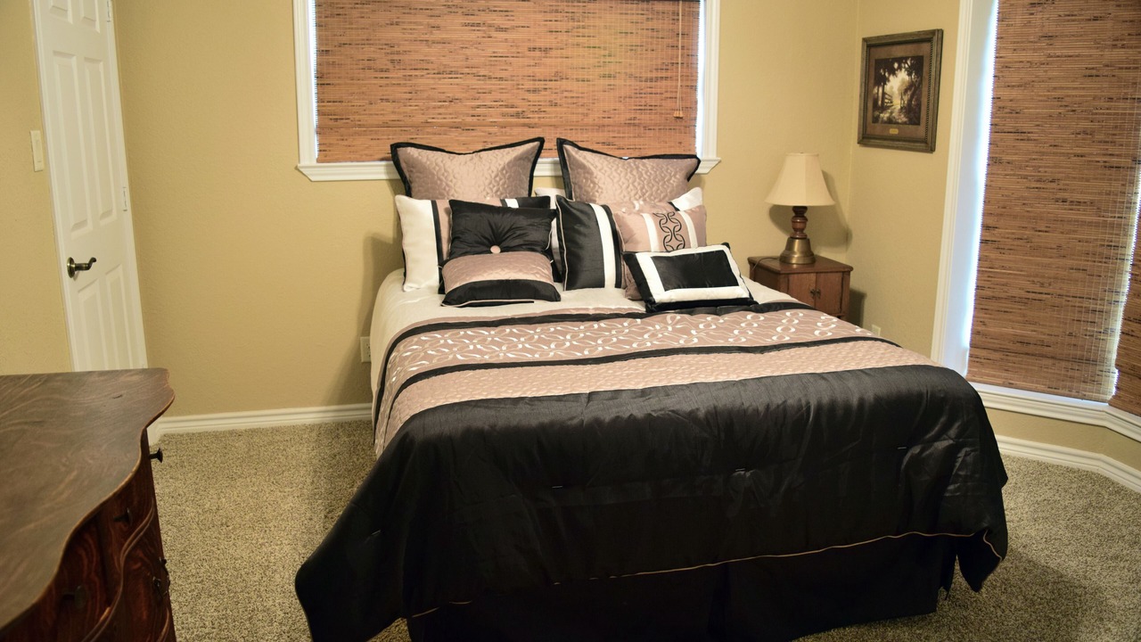 Photo of Bedroom in Enchanted Oaks