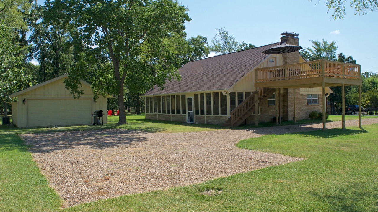 Photo of Outdoor in Enchanted Oaks
