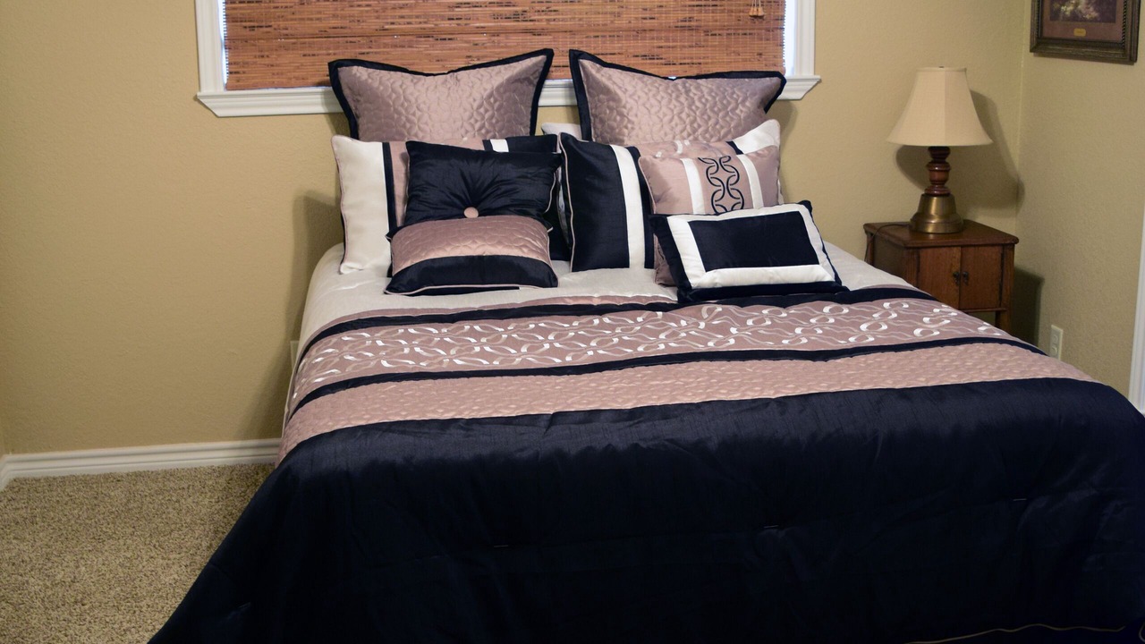 Photo of Bedroom in Enchanted Oaks