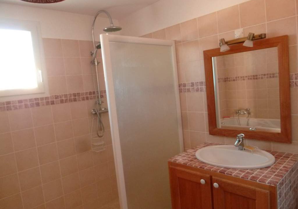 Photo of Bathroom in Lardiers
