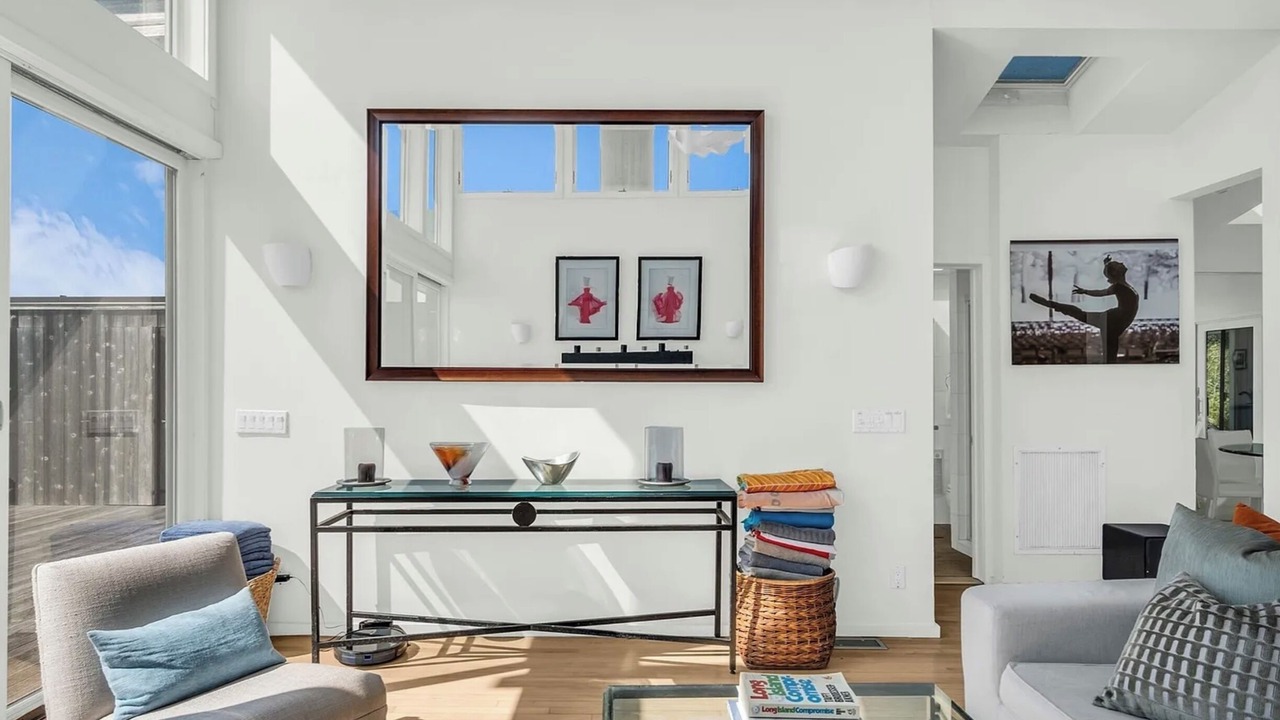 Photo of Livingroom in Fire Island Pines