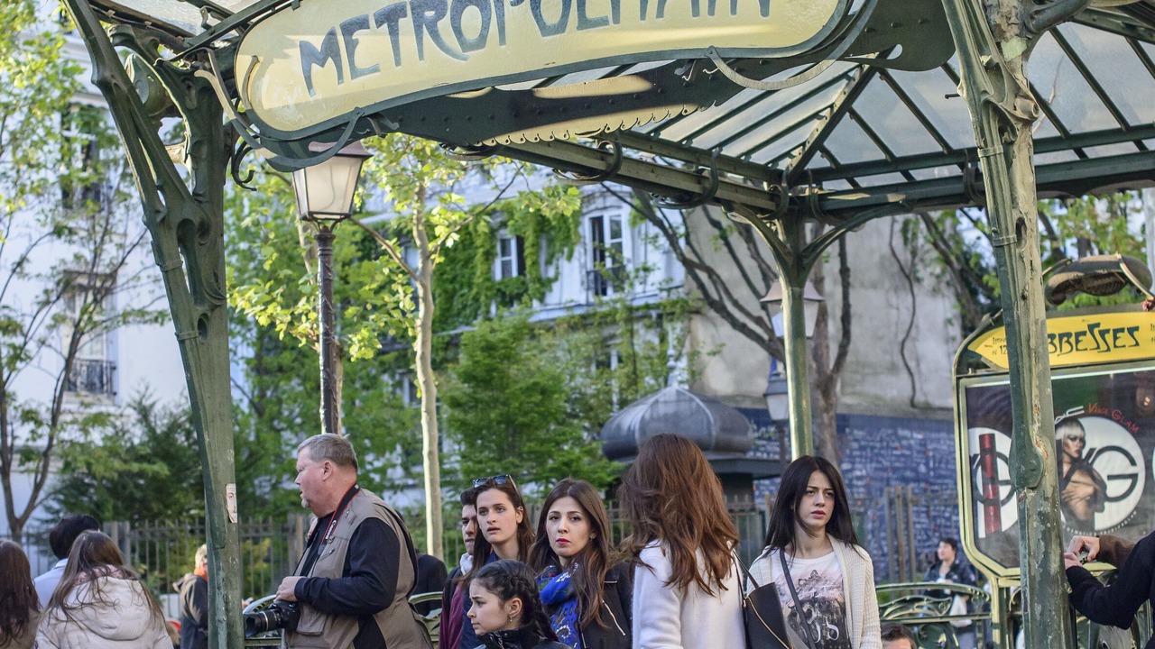 Photo of Others in Quartier des Grandes-Carrieres