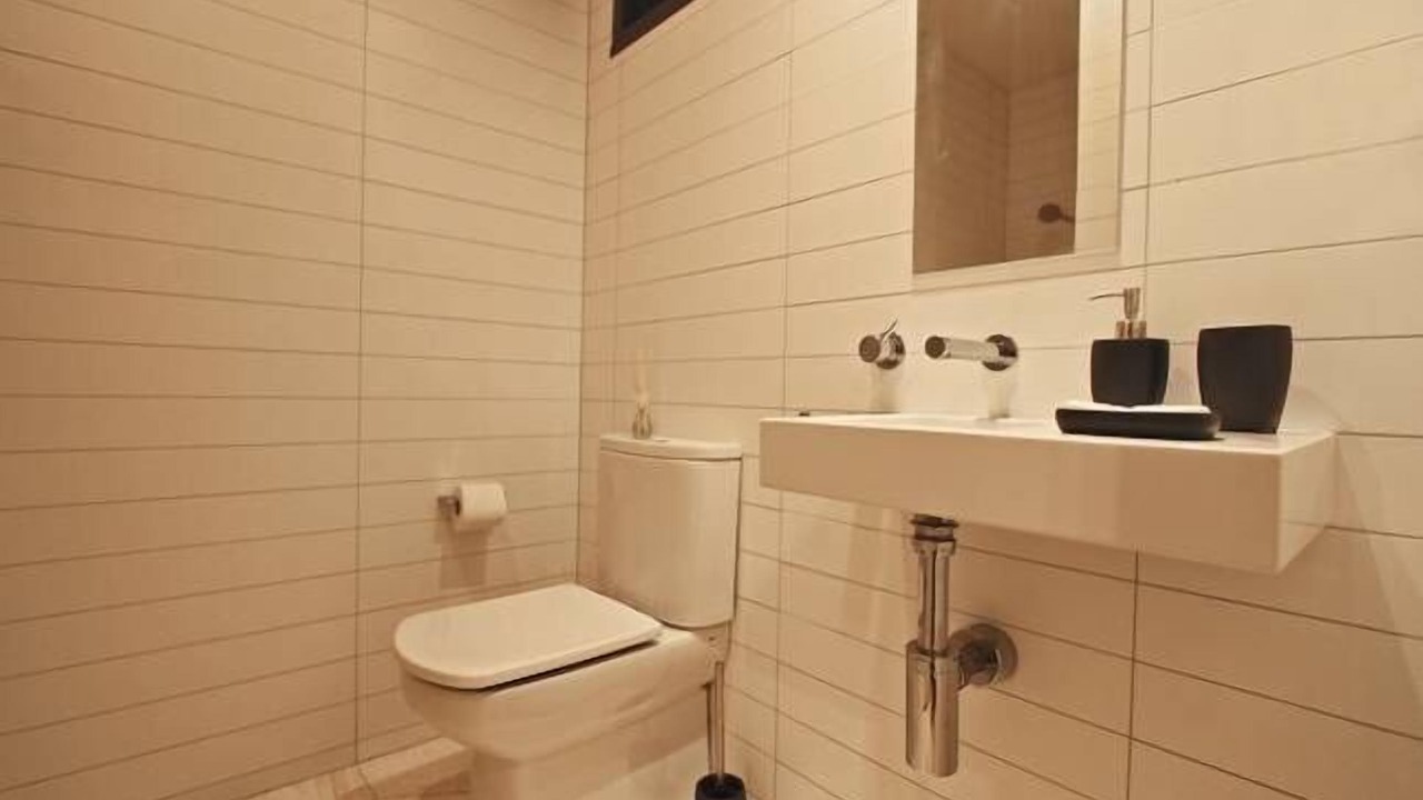 Photo of Bathroom in Carlton