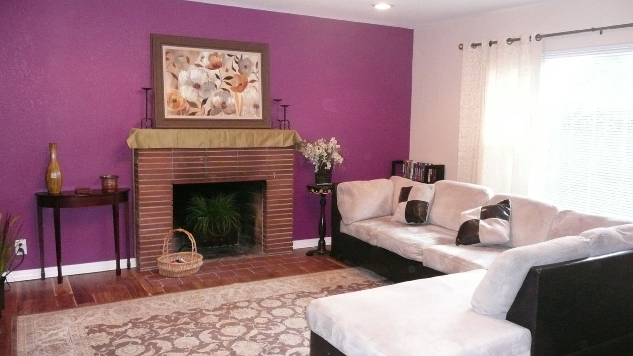 Photo of Livingroom in Upper B Street