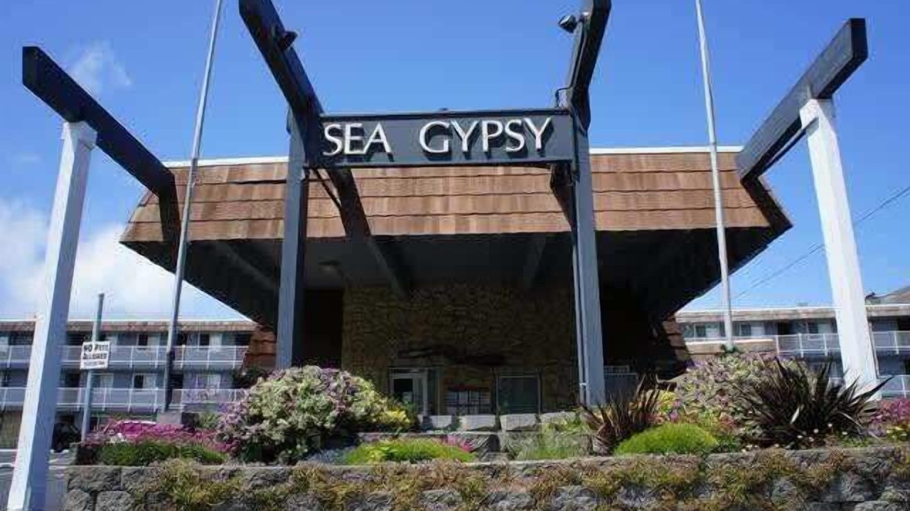 Photo of Others in Lincoln City
