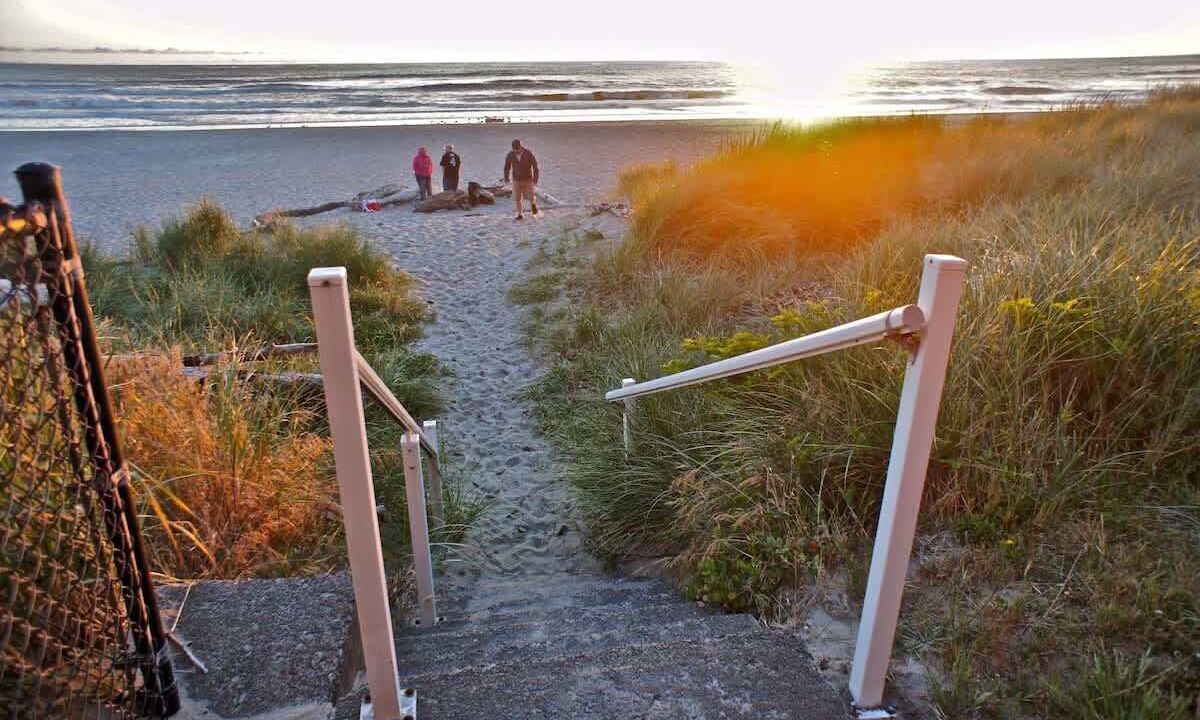 Photo of Others in Lincoln City