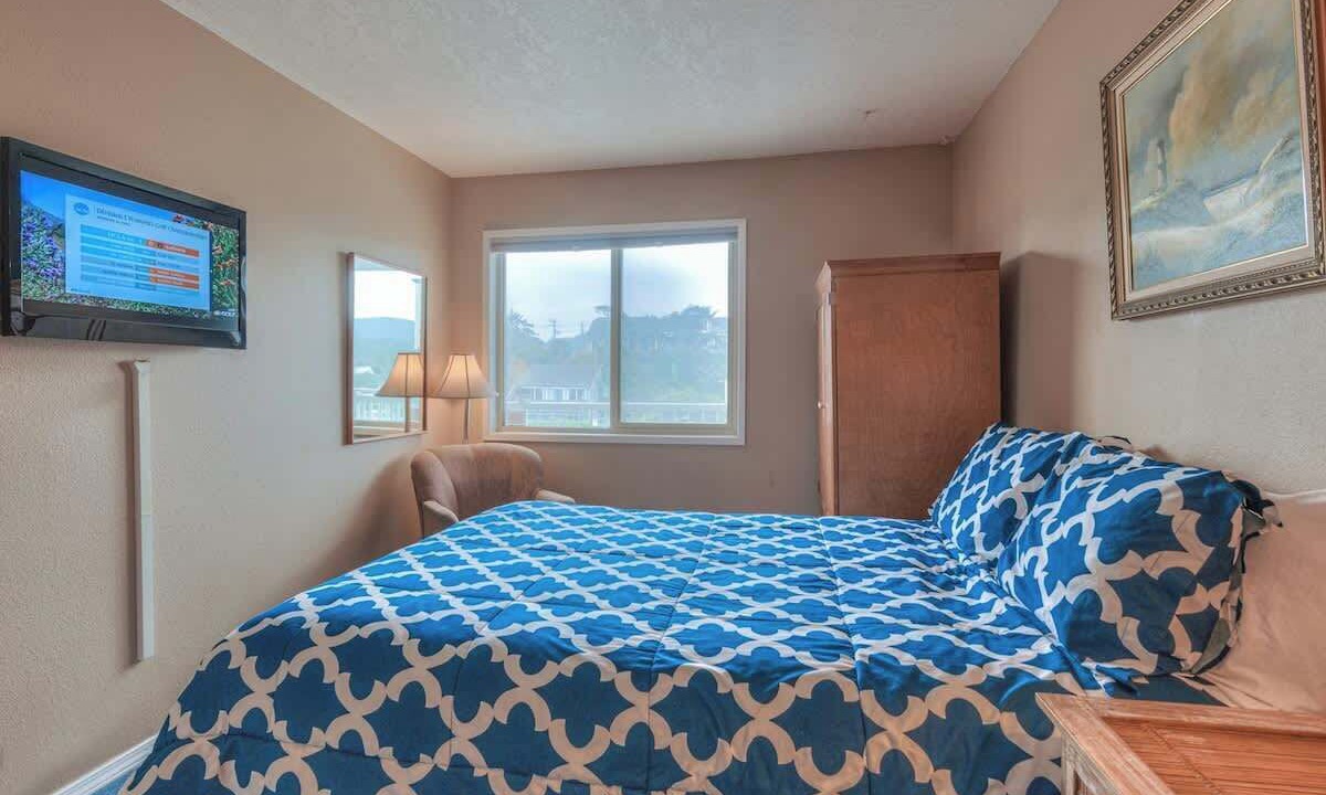Photo of Others in Lincoln City