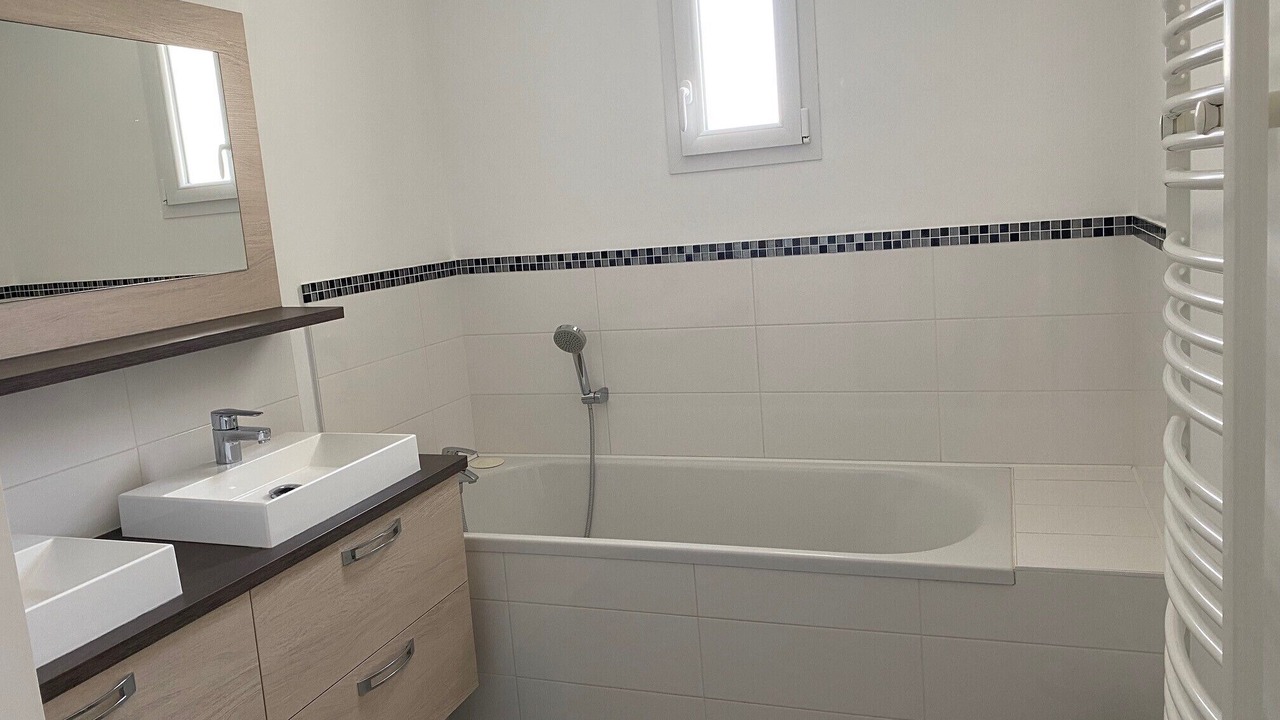 Photo of Bathroom in Saint-Gilles-Croix-de-Vie