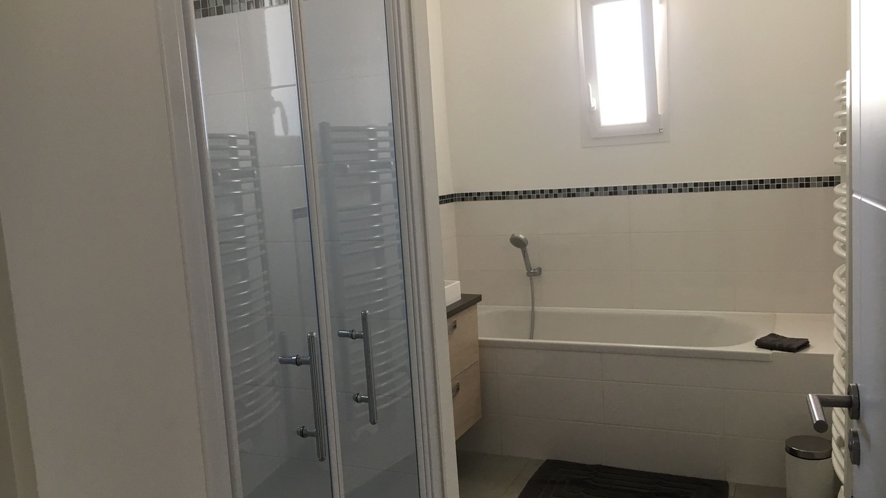 Photo of Bathroom in Saint-Gilles-Croix-de-Vie