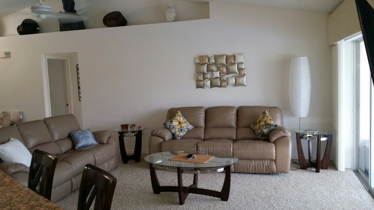 Photo of Livingroom in White Marsh