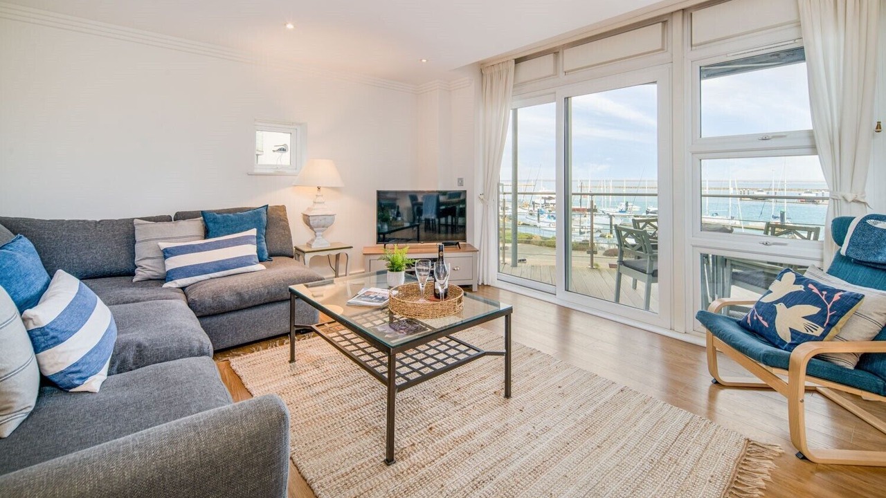 Photo of Others in Cowes