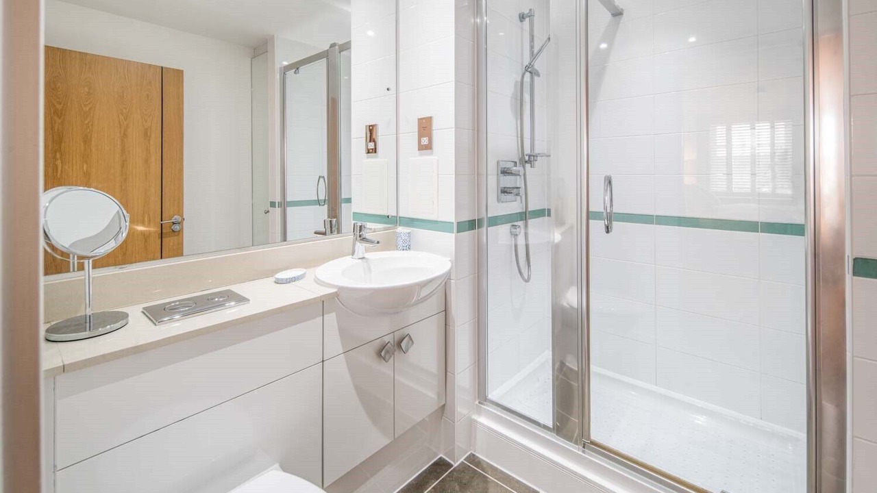 Photo of Others in Cowes