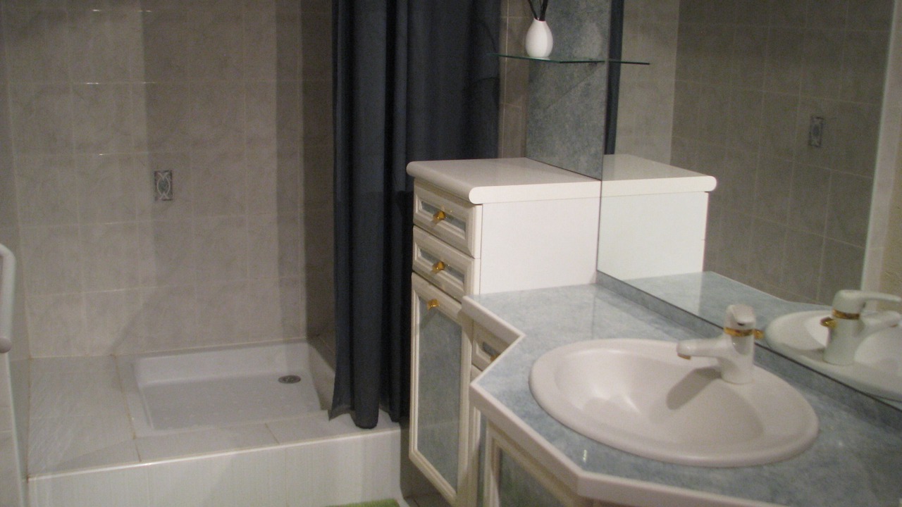 Photo of Bathroom in Saint-Jacques-d'Ambur