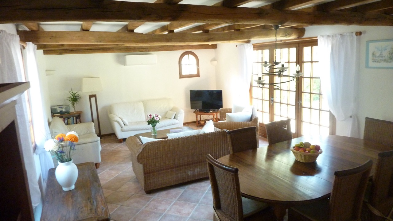 Photo of Bedroom in Flayosc