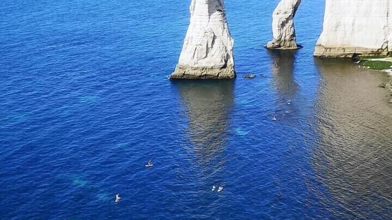 Photo of Others in Etretat