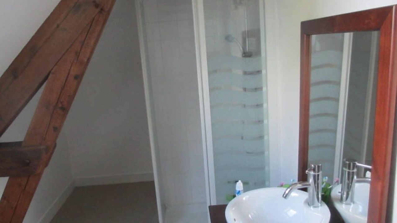 Photo of Bathroom in Artannes-sur-Thouet