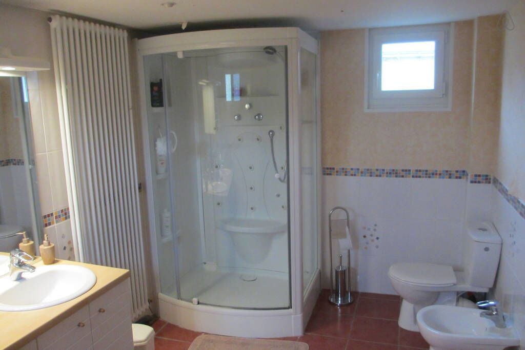 Photo of Bathroom in Artannes-sur-Thouet
