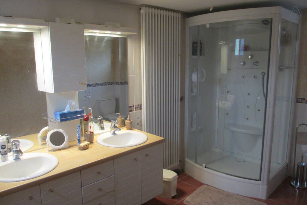 Photo of Bathroom in Artannes-sur-Thouet