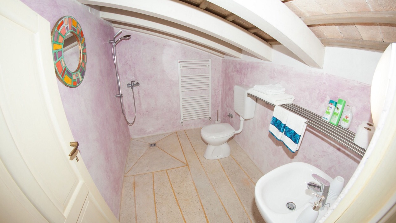 Photo of Bathroom in Gracisce
