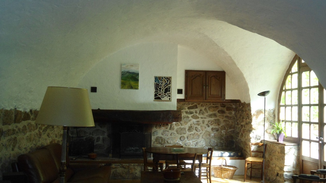 Photo of Livingroom in Saint-Andre-de-Bueges