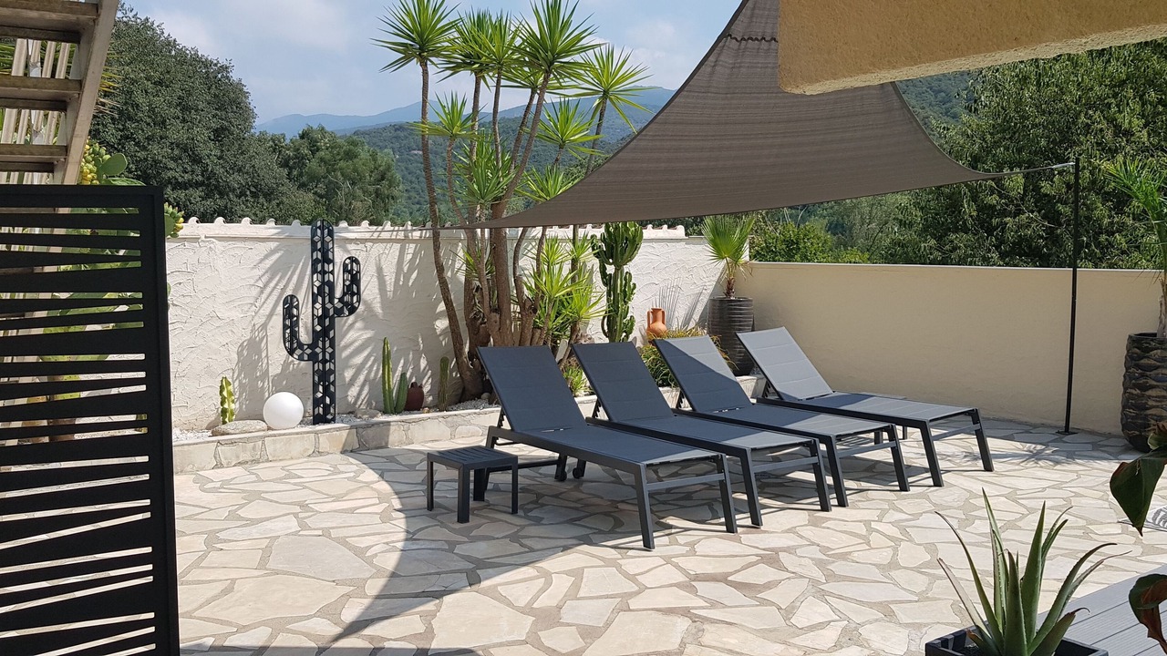 Photo of Patio Balcony in Amelie-les-Bains-Palalda