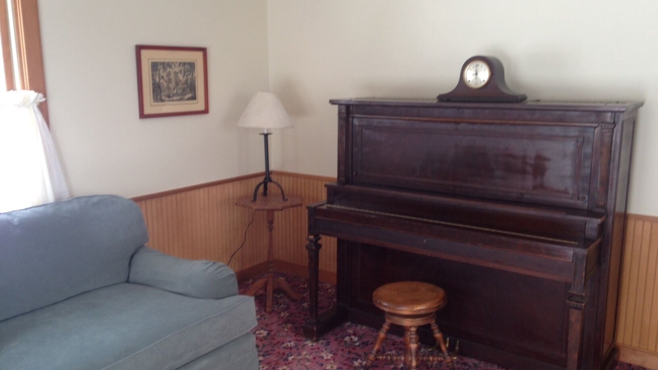 Photo of Livingroom in Waterbury Center
