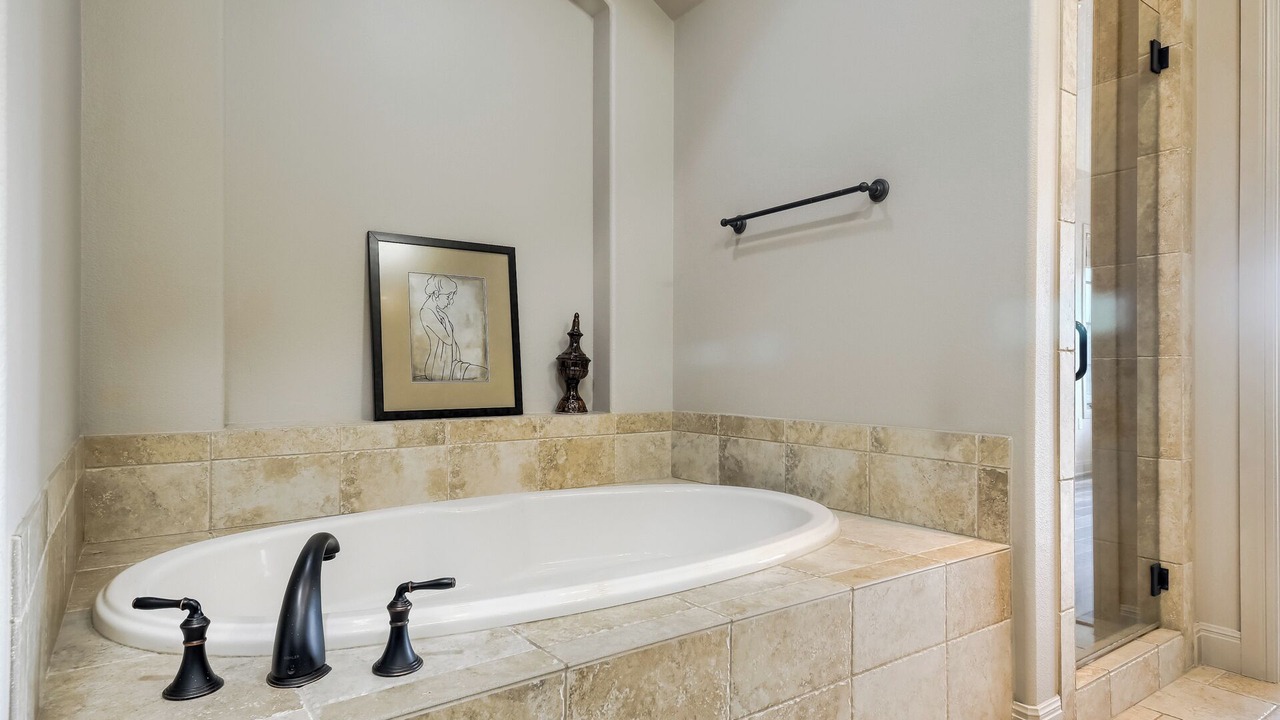 Photo of Bathroom in Lakeway