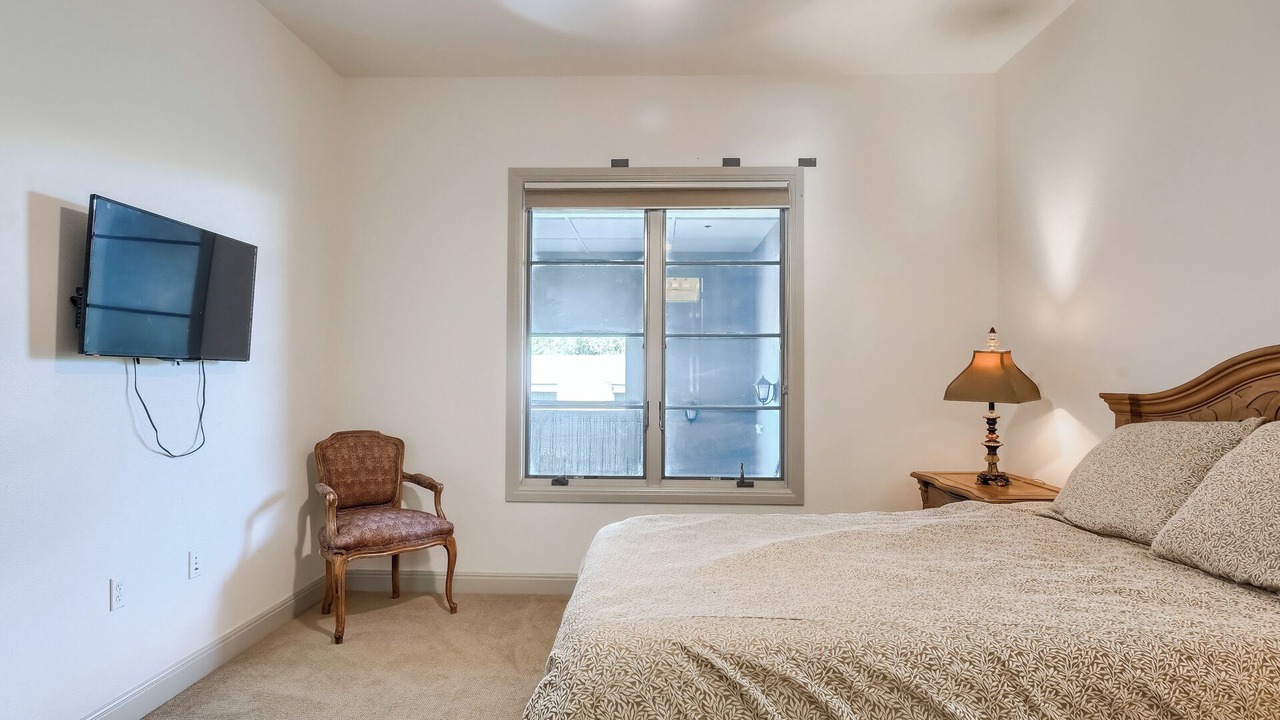 Photo of Bedroom in Lakeway