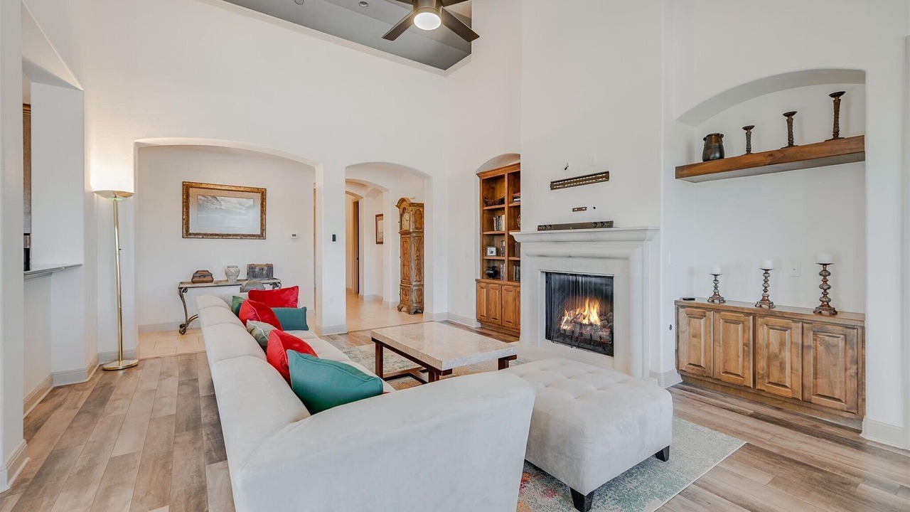 Photo of Livingroom in Lakeway
