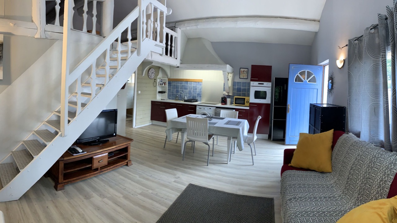 Photo of Livingroom in Saint-Montan
