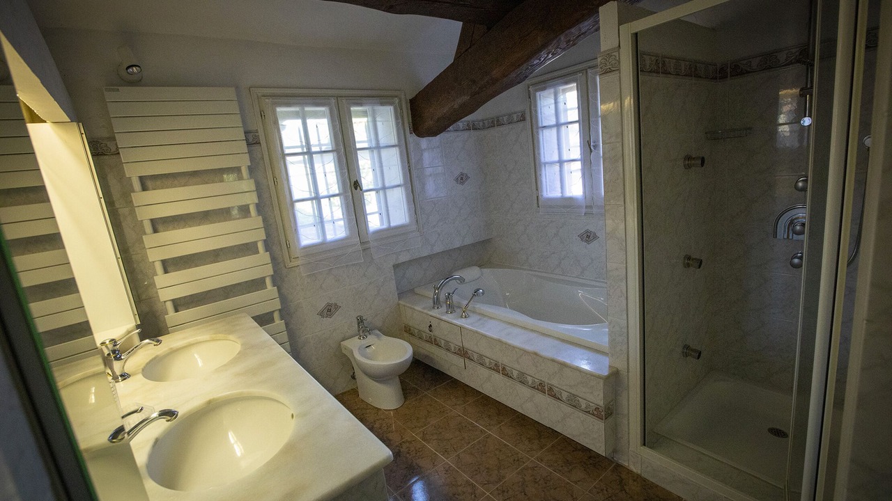 Photo of Bathroom in Saint-Raphael