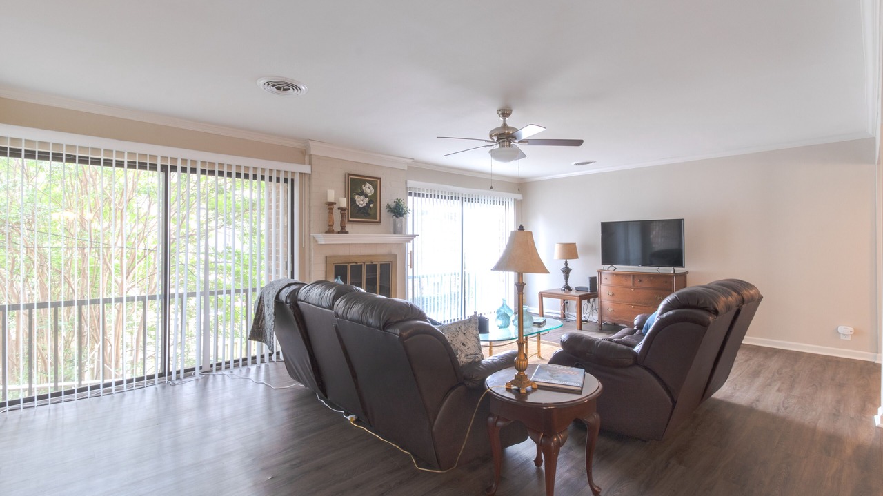 Photo of Livingroom in Germantown
