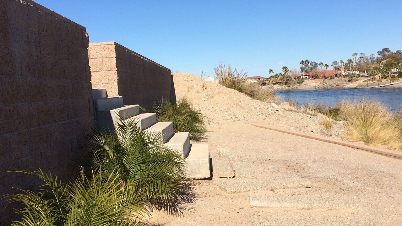 Photo of Outdoor in Needles