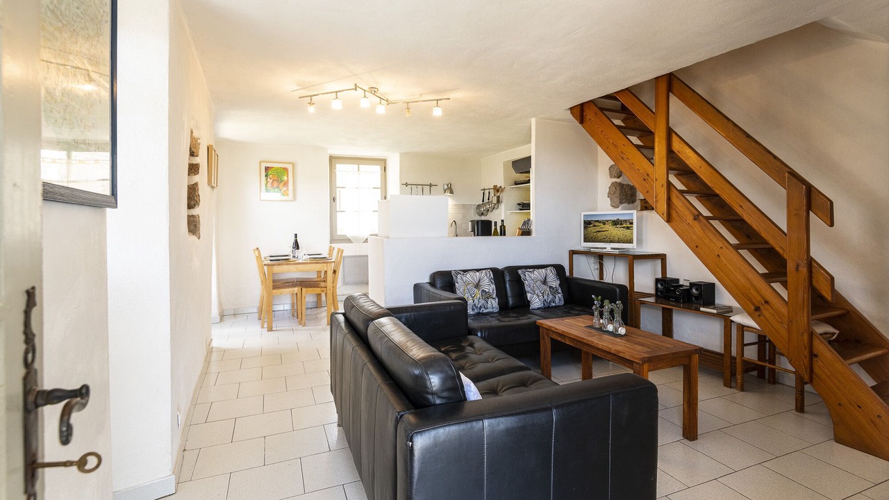 Photo of Livingroom in Payzac