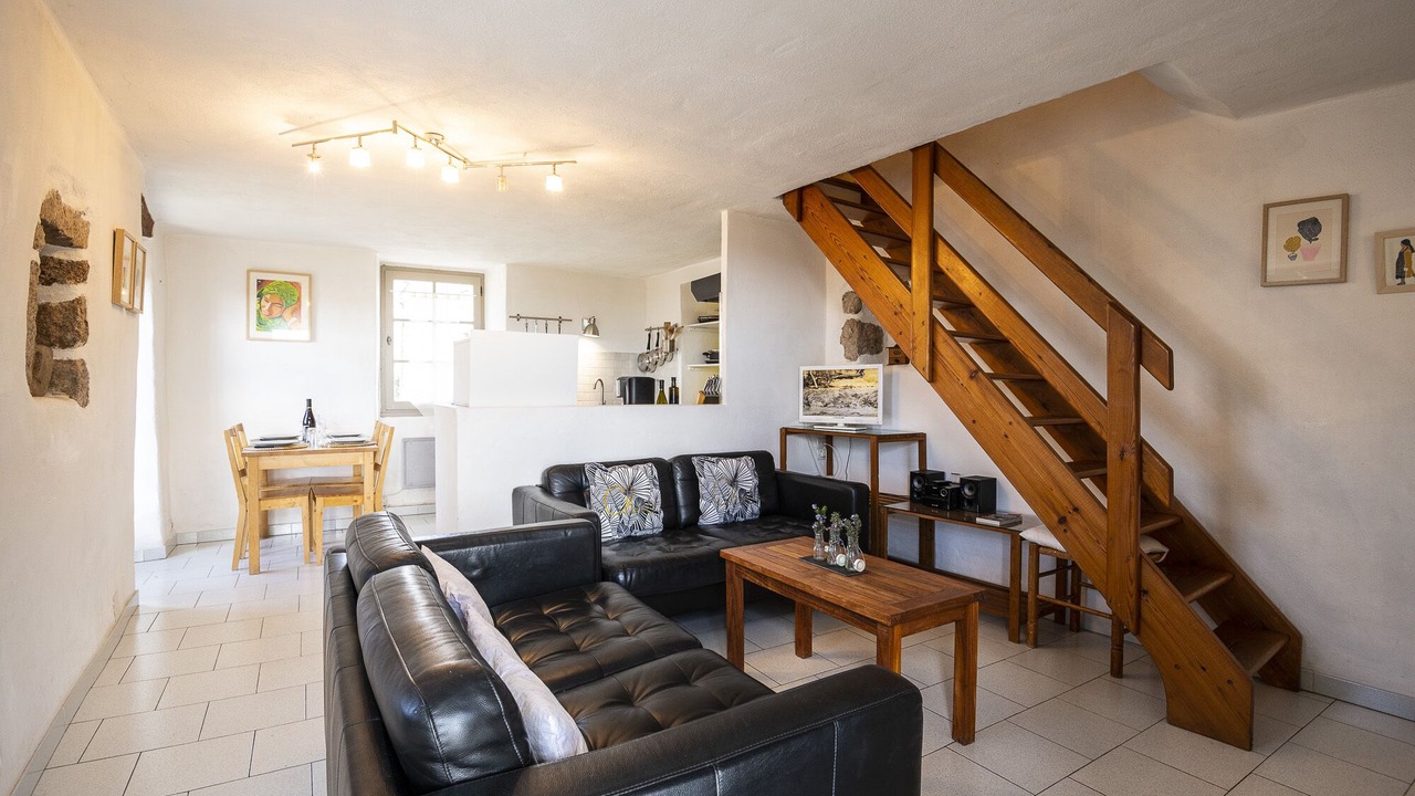 Photo of Livingroom in Payzac